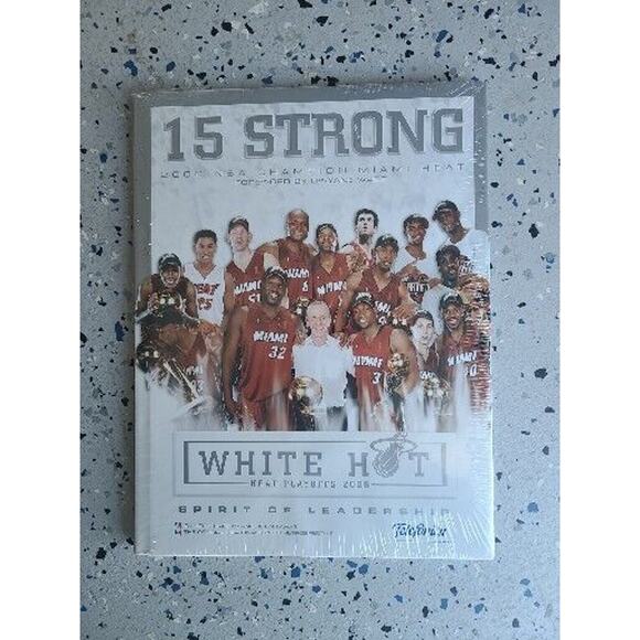 15 Strong 2006 NBA Champion Miami Heat - The Official NBA Finals 2006 - Picture 1 of 6